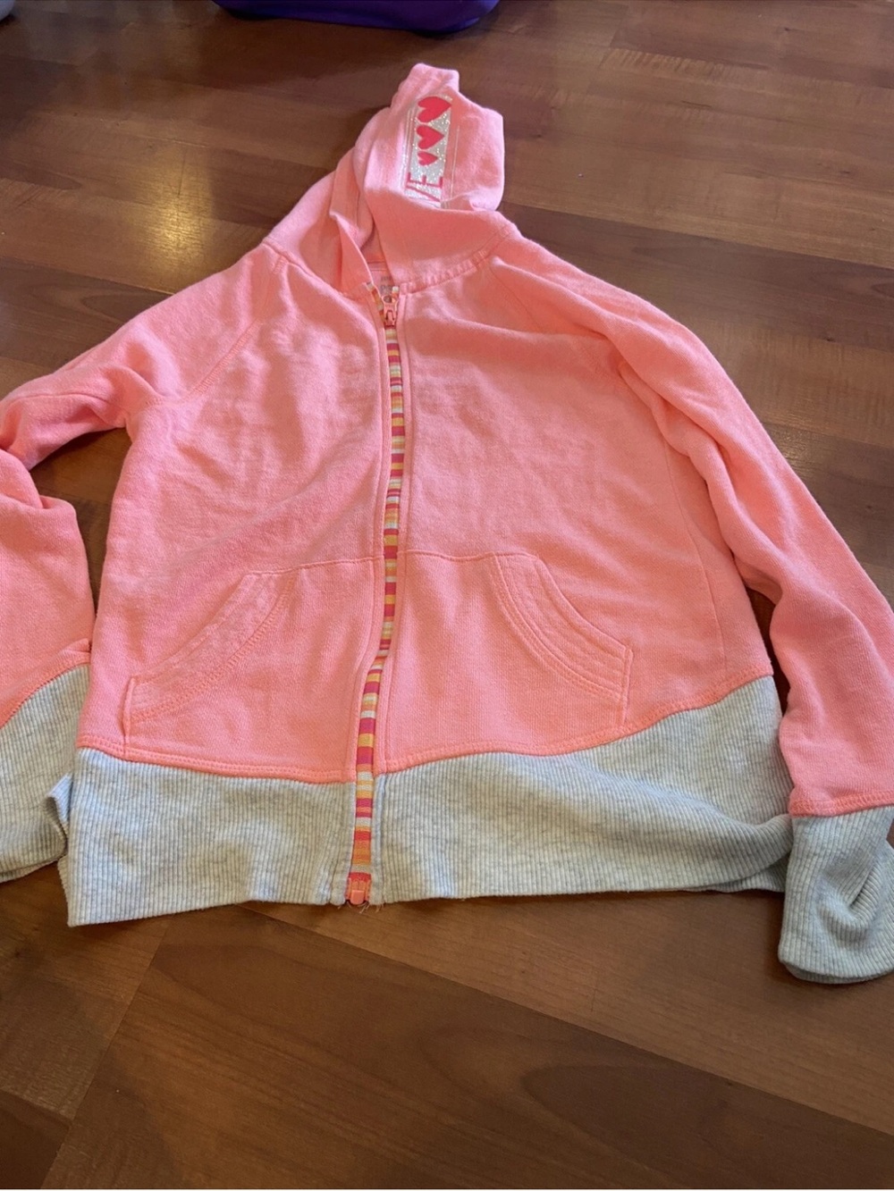 so size 10 girls perfect zip up hoodie